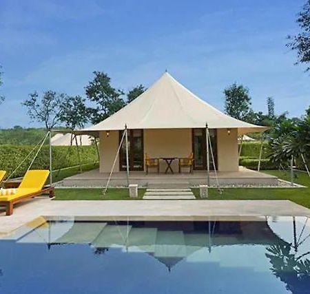 The Oberoi Vanyavilas Wildlife Resort, Ranthambhore Sawai Madhopur Exterior photo