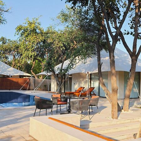 The Oberoi Vanyavilas Wildlife Resort, Ranthambhore Sawai Madhopur Exterior photo
