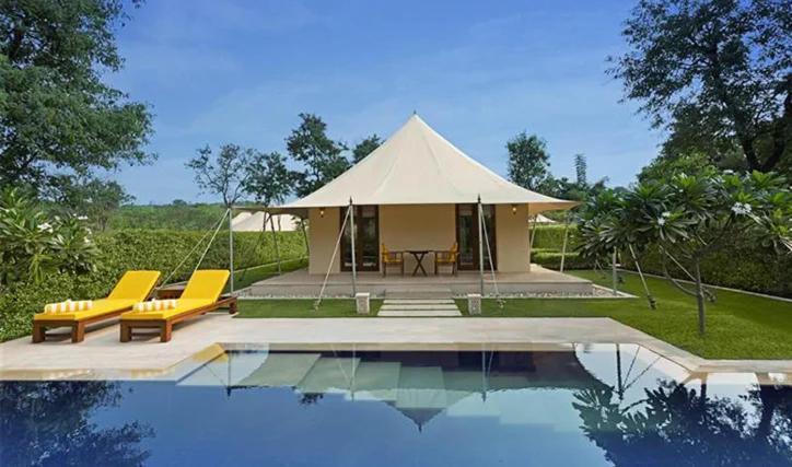 The Oberoi Vanyavilas Wildlife Resort, Ranthambhore Sawai Madhopur Exterior photo